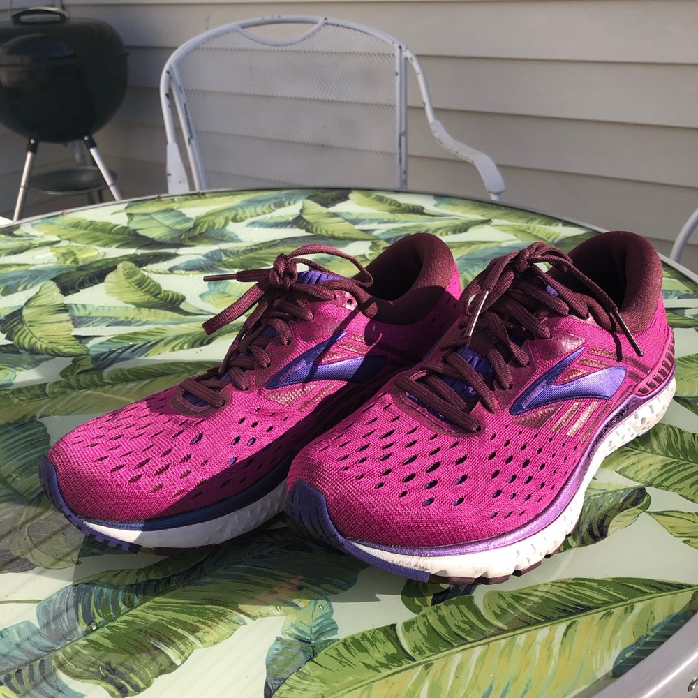 Women’s Brooks Transcend 6